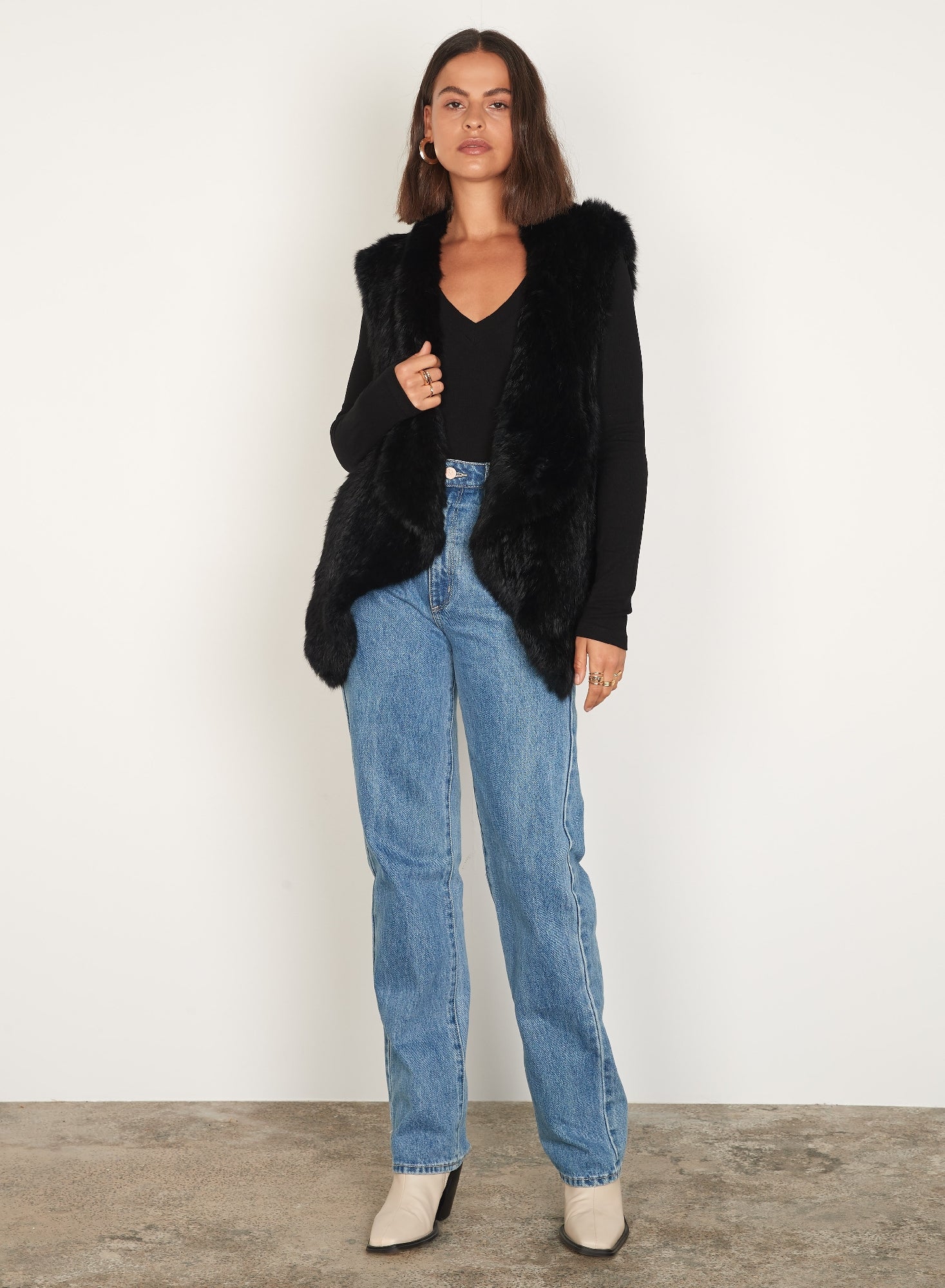 Esmaee Ora Fur Vest [COLOUR:Black SIZE:XS]