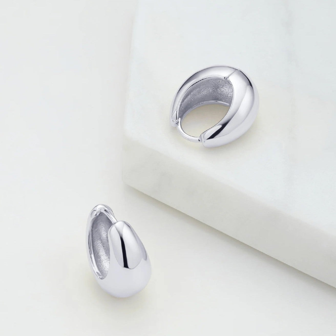 Zafino Steph Earrings - Large [COLOUR:water resistant silver]