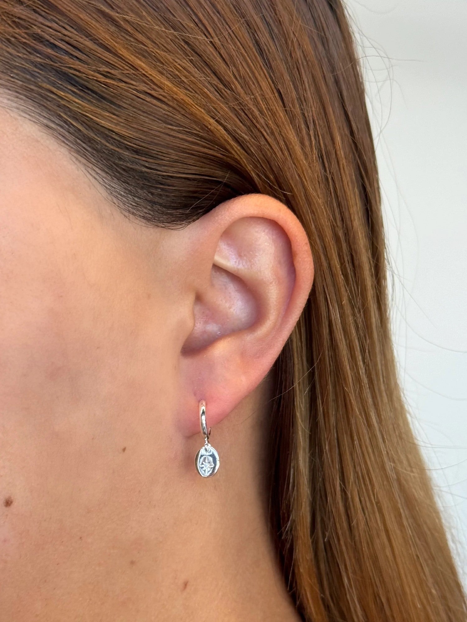 Zafino Nala Earring [COLOUR:water resistant silver]